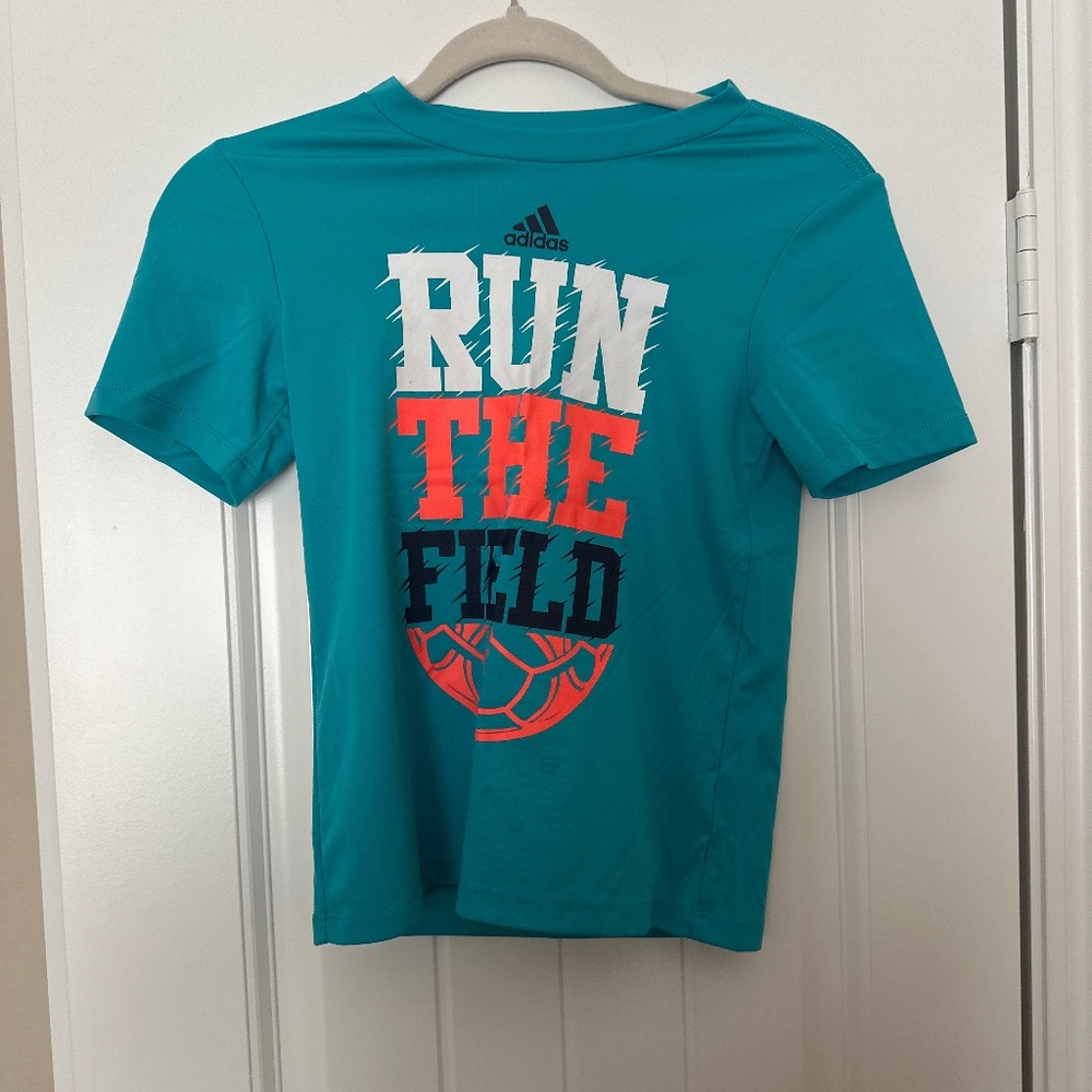 Adidas Boys Soccer Graphic Tee “Run the Field” Size 7